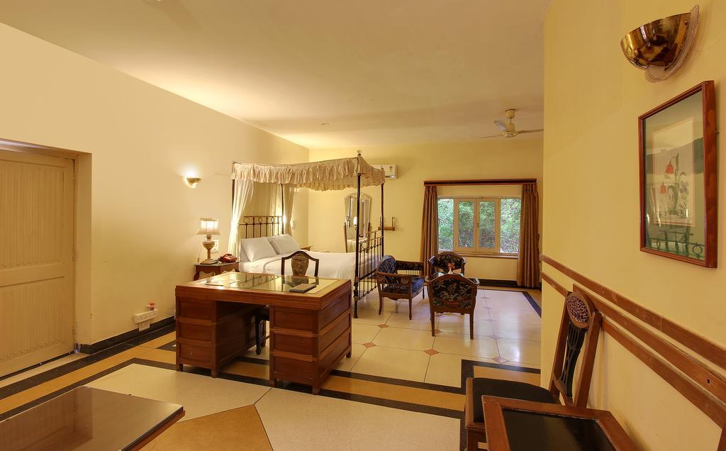 Hotel Inn Season Mahāmandir Екстериор снимка