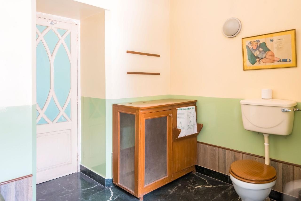 Hotel Inn Season Mahāmandir Екстериор снимка